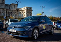 VW Golf 8 (automată)