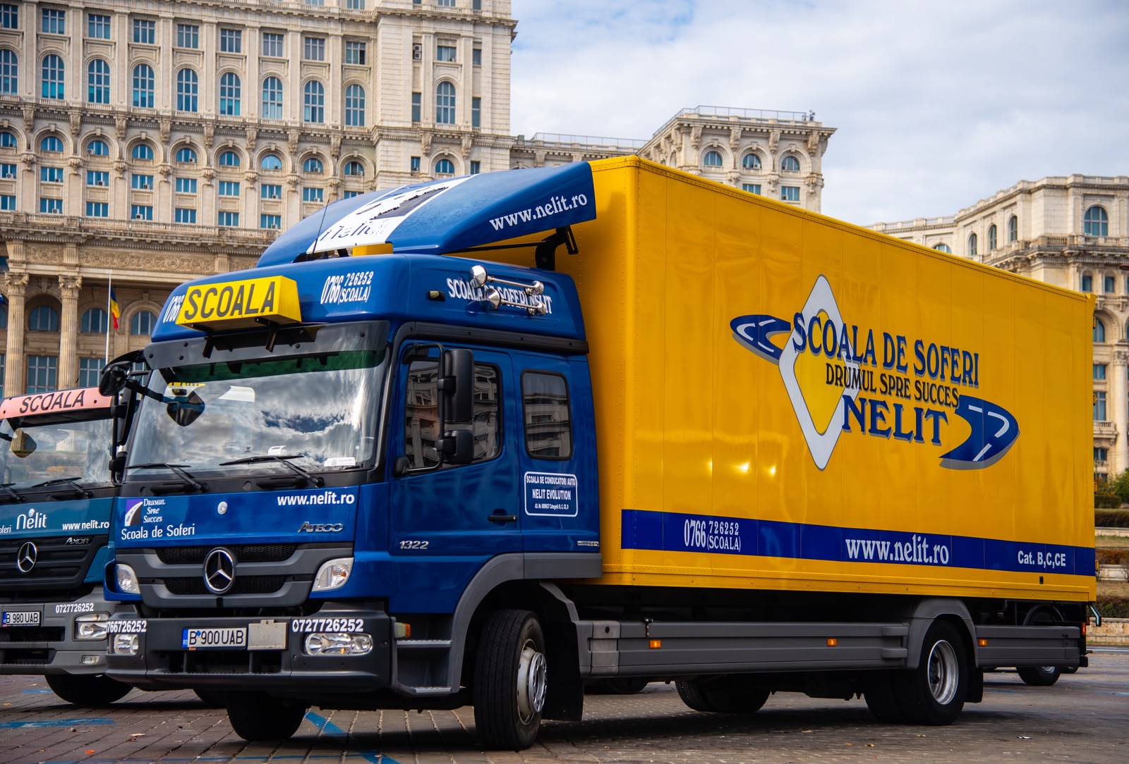 Camionul școală — Mercedes-Benz Atego
